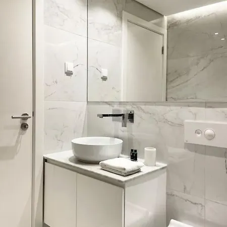 Charming Lapa With A Private Patio Daire *